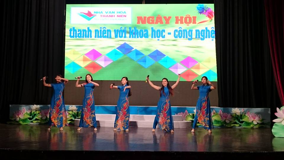 ໄຂງານບຸນ “ຊາວໜຸ່ມກັບວິທະຍາສາດ-ເຕັກໂນໂລຢີ”